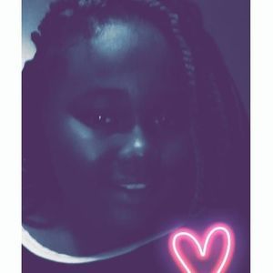 Meet your Posher, Alisia